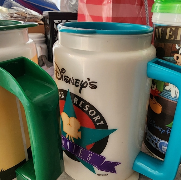 4 Disney Park Cups - Picture 2 of 5